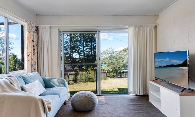 Narrawallee Casa | Beach House on Booth