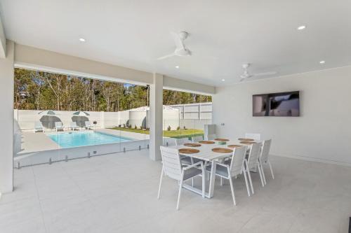 Cannon Valley Casa | Beach House On Milkypine