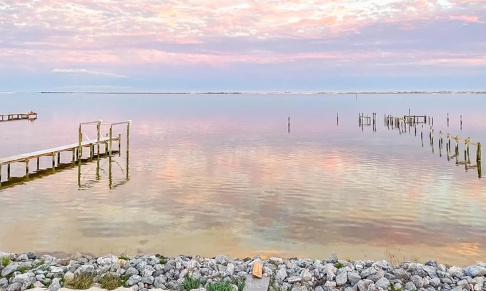 Grande Lagoon Lakes Casa | Beach House on the Bay