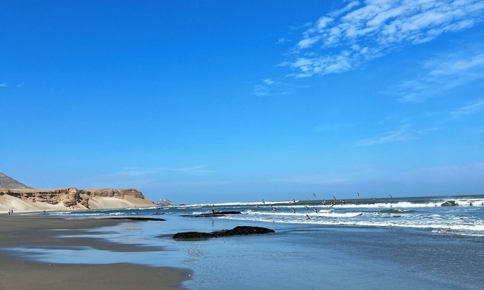 Puerto Chicama Casa | Casa Beach Puerto Malabrigo con Piscina y Playa - Surf Todo el año en Chicama