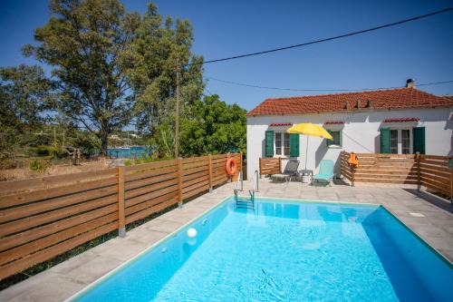 Kassiopi Casa | Beach House Varvara
