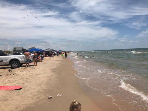 Surfside Beach Casa | Beach Hut - Half Duplex Just a Few Blocks to Sand Shore and Jetty Park