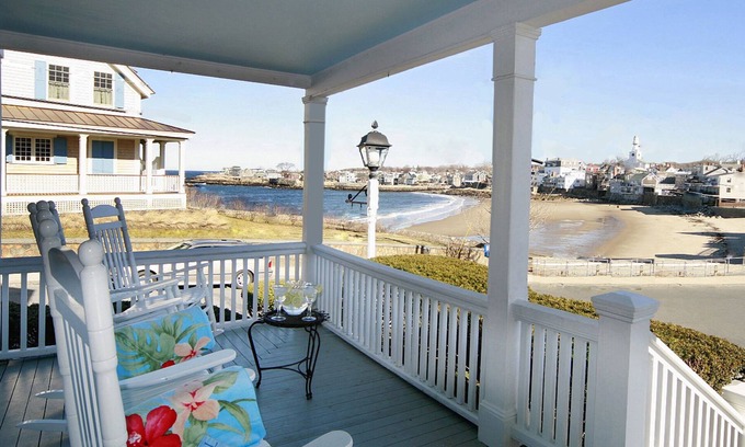 Rockport Casa | Beach & King, Beach House Rental