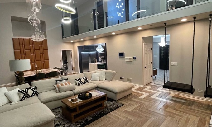 Beach Park Casa | Beach Park Estate: Chef's Kitchen, Nature, Fitness Room, Naval Base, Beach, Lake