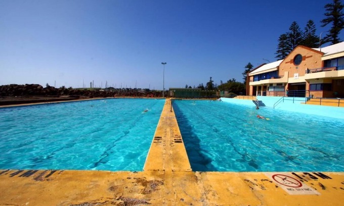 North Wollongong Hotel | Beach Park Motel