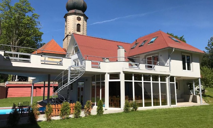 Cheb Casa | Beach Pension