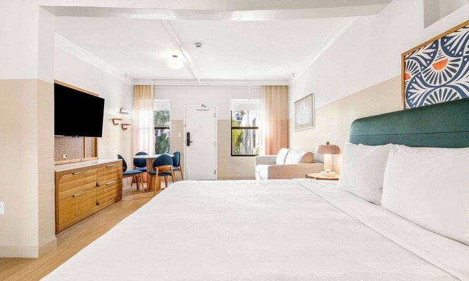 South Beach Hotel | Beach Plaza