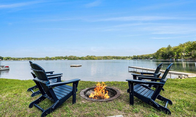 White Cloud Casa | Beach Please Cottage On Diamond Lake