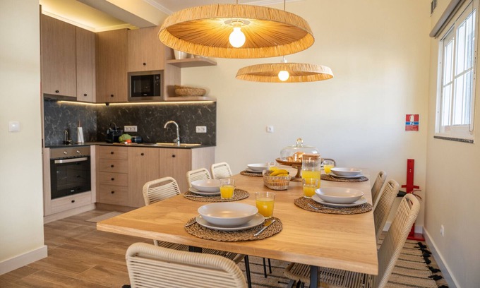 Pedras Pretas Chalet De Esquí | Beach Retreat - By Wehost