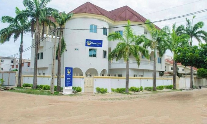Littoral Department Apartamento | Beach Sand Hotel & Resort, Cotonou Standard King Room 8