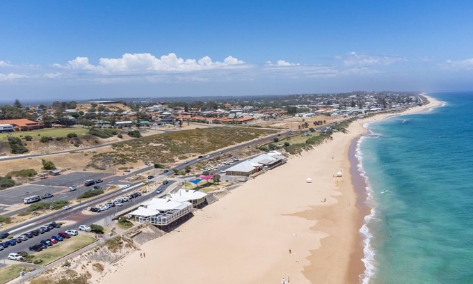 South Bunbury Cabaña | Beach Shack - Bunbury