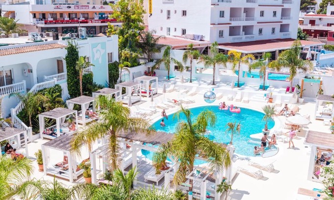 Bahía de San Antonio Apartamento | Beach Star Ibiza