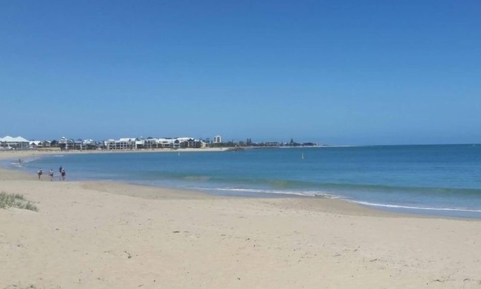 Perth Villa | Beach Stay on Ormsby