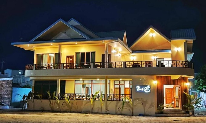 Gulhi Casa | Beach Stone