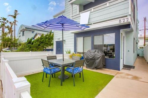 Mission Beach Casa | Beach Style 2