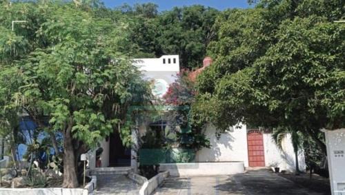 Crucecita Apartamento | Beach-style house near the sea