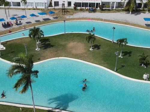 Las Guias Oriente Casa | Beach-Style Pool Villa Paradise