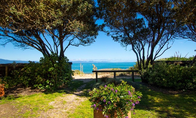 Tata Beach Cabaña | Playa Tata - Golden Bay Bach (Playa Tata)