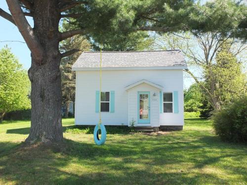 Frankfort Casa | Beach Town Escape - Newly-remodeled & Gorgeous!