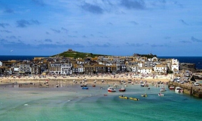 Stepney Green Casa | Beach Town House - Castle and Sea View + Parkingn