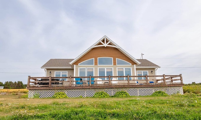 Cavendish Casa | Beach Tree Cottage in Cavendish
