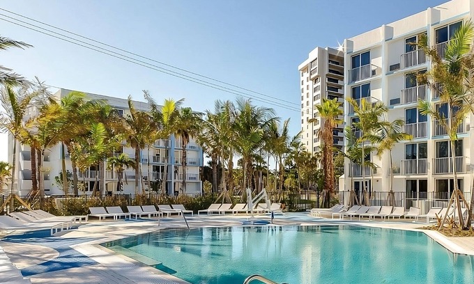 Lauderdale-by-the-Sea Hotel | Beach Vacation! Onsite Fitness Center! Enjoy Water