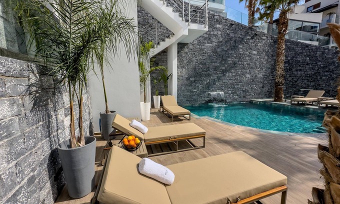 Ammoudara Casa | Beach Walk Luxury Suites