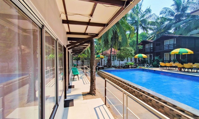 Morjim Complejo | Beach Walk Resort - Goa