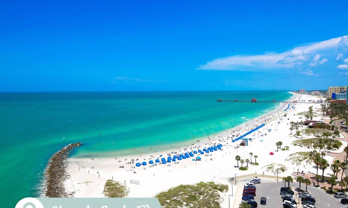 Clearwater Beach Casa | Beachcomber Beach House - Weekly Rental Just Steps To White Sand Beach! 2 Bedroom Home by Redawning