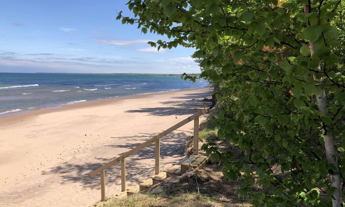 Rumely Cabaña | Beachcomber's Cottage: el refugio de vacaciones frente al mar perfecto en el Lago Superior