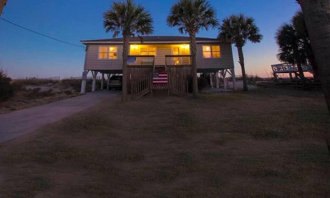 Edisto Island Casa | Frente a la playa 4 dormitorios, 3 baños, capacidad para 12 - Unas vistas fantásticas!