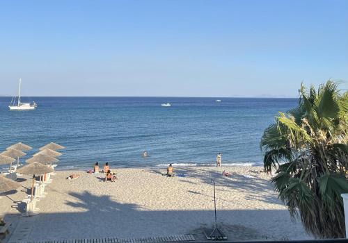 Kardamena Casa | Beachfront Bliss