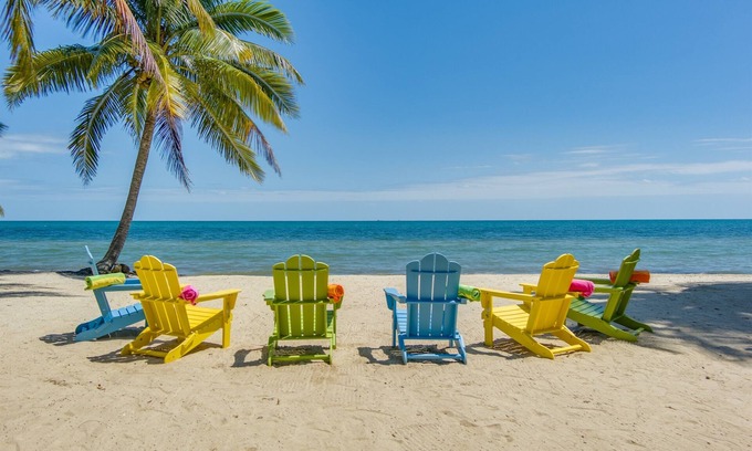 Placentia Casa | Beachfront Home Kissin' the Caribbean