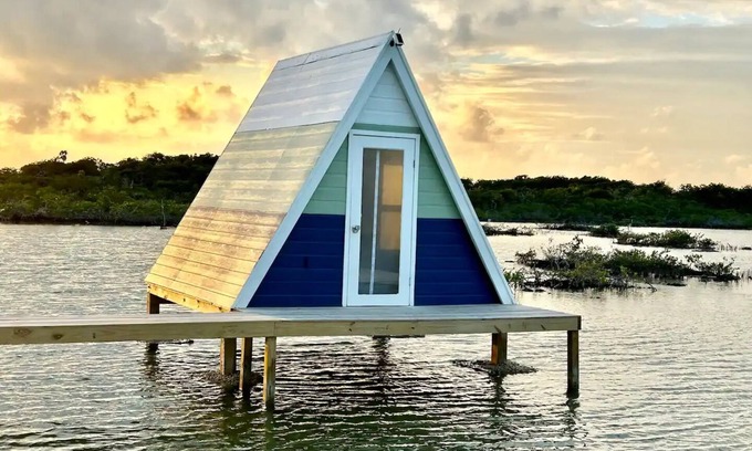 San Pedro Cabina | Beachfront Cabin #2/Free Breakfast/120SF