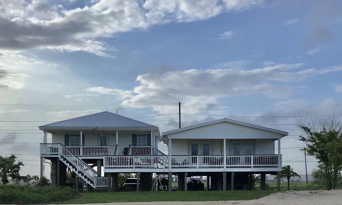 Grand Isle Casa | BEACHFRONT CAMP ON QUIET END OF ISLAND. WELCOME TO OUR PARADISE!