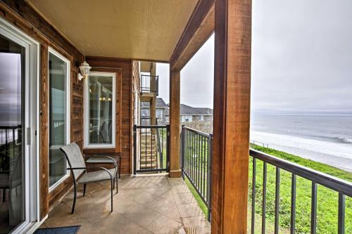 Lincoln Beach Apartamento | Beachfront Condo with Patio and Views - Walk to Shore!