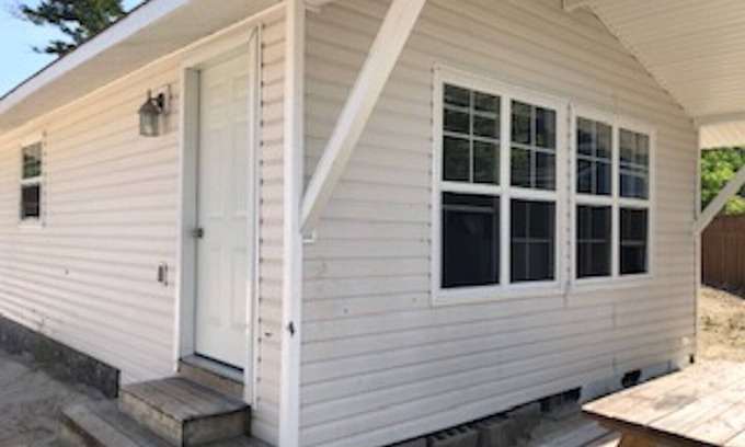 Wasaga Beach Cabaña | SANDPIPER BEACH RESORT - Cottage # 5