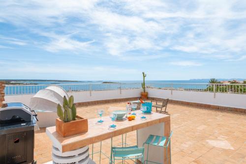 Colonia Sant Jordi Apartamento | Beachfront Penthouse