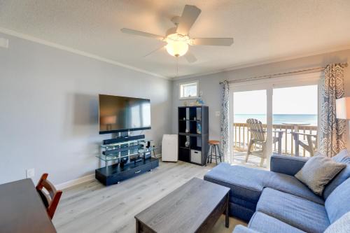 Sneads Ferry Apartamento | Beachfront Family Condo with Stunning Views!