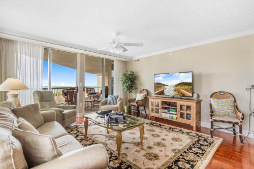 Litchfield by the Sea Casa | Beachfront Getaway Luxurious 3BR with Ocean Views