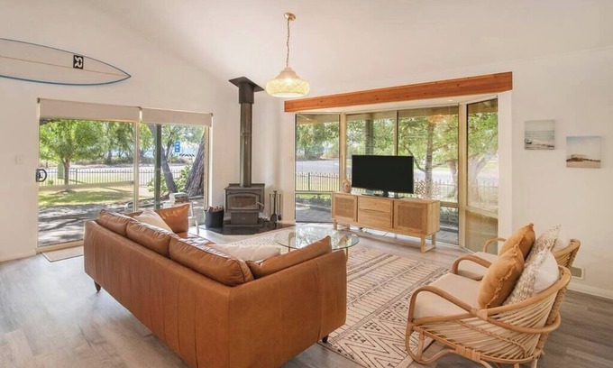 Abbey Casa | Beachfront Haven, Boat parking