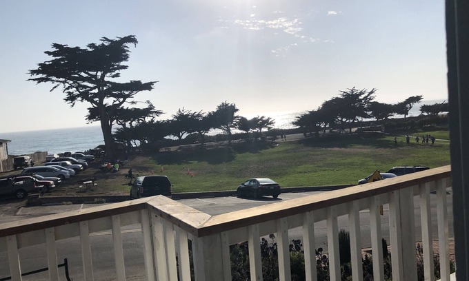 San Simeon Casa | Beachfront home directly across from beach & park! Close to everything!