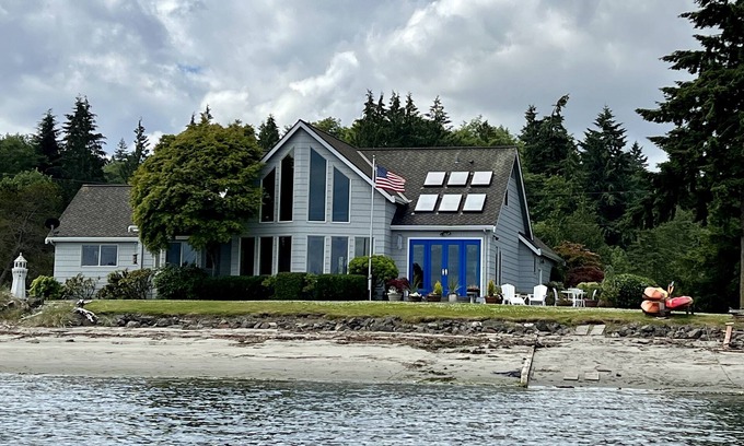 Port Ludlow Casa | Beachfront Home With Sweeping Views of Water and Mount Baker