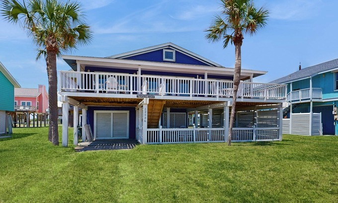Spanish Grant Casa | Beachfront home with panoramic Gulf views - steps to beach & minutes to town