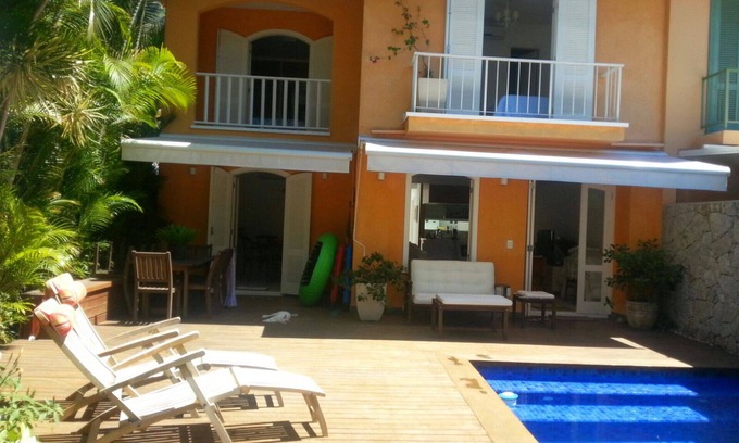 Portogalo Casa | CASA DE PLAYA CON 5 SUITES, PISCINA, TV POR CABLE Y WIFI.