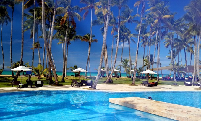 Puerto Bahia Apartamento | Frente a la playa Apartamento de Lujo: Pasos de la hermosa playa de la isla