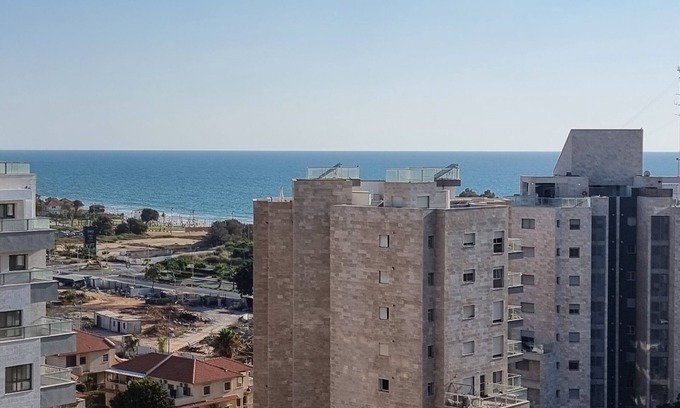 Hadera Apartamento | Beachfront Luxury Penthouse