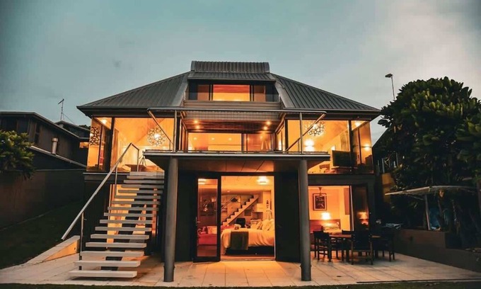 Oakura Casa | Beachfront Oakura with Stunning Views