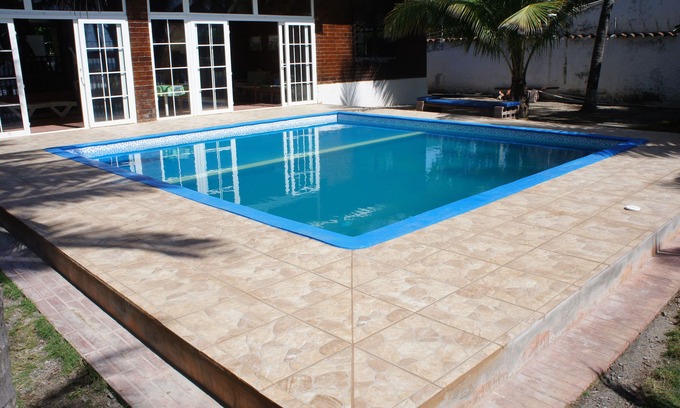 La Libertad Casa | paraíso frente al mar! Villa San Miguel! 4 BDR, capacidad para 15 pasos de la piscina y de la playa