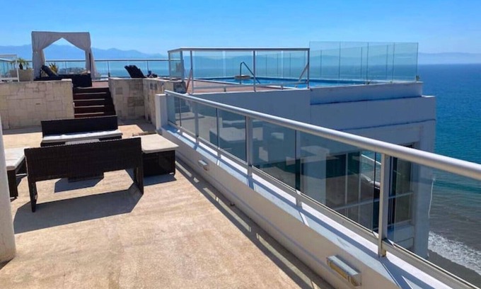Nuevo Vallarta Apartamento | BEACHFRONT PENTHOUSE with PRIVATE POOL